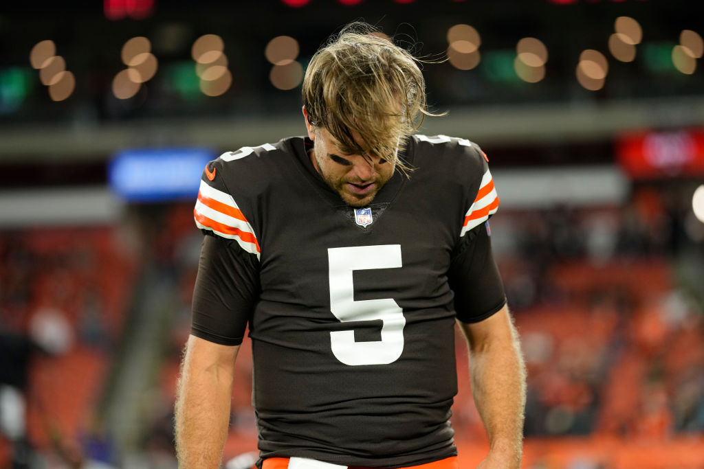 Denver Broncos v Cleveland Browns